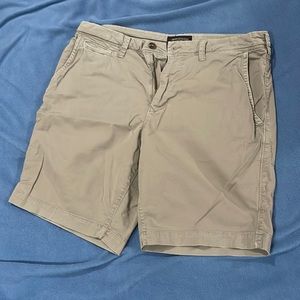 American Eagle cargo shorts